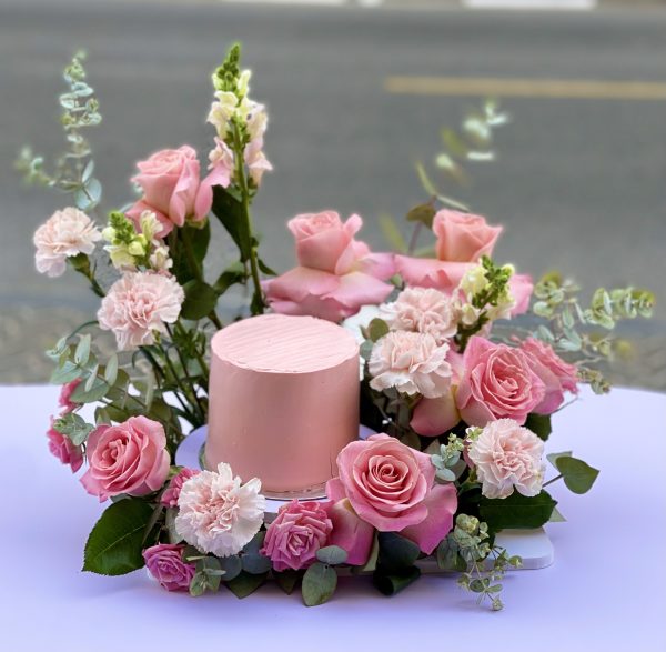 Pink Rose Cake Gift